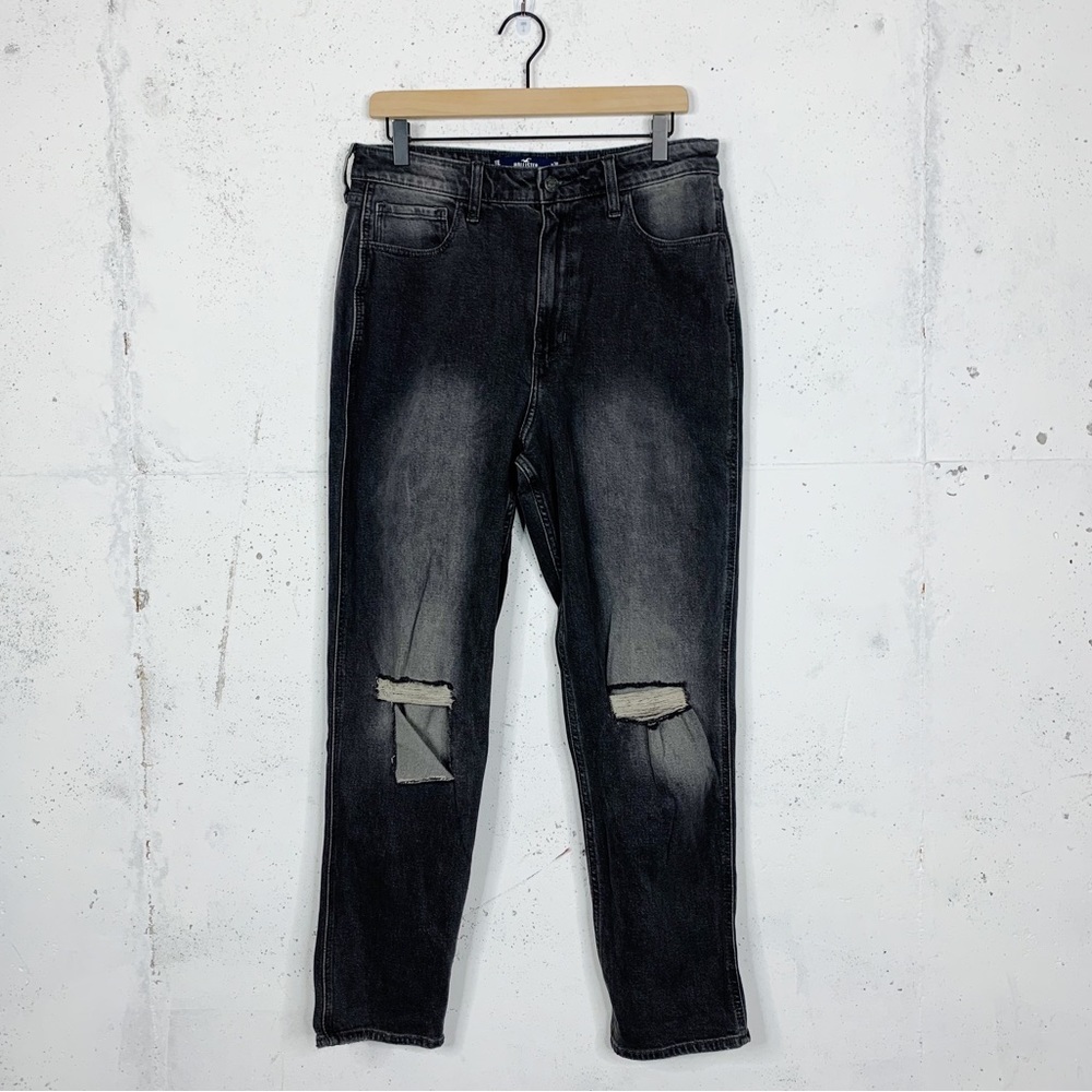 Hollister Ultra High Rise Mom Jeans Vintage Stretch Denim
